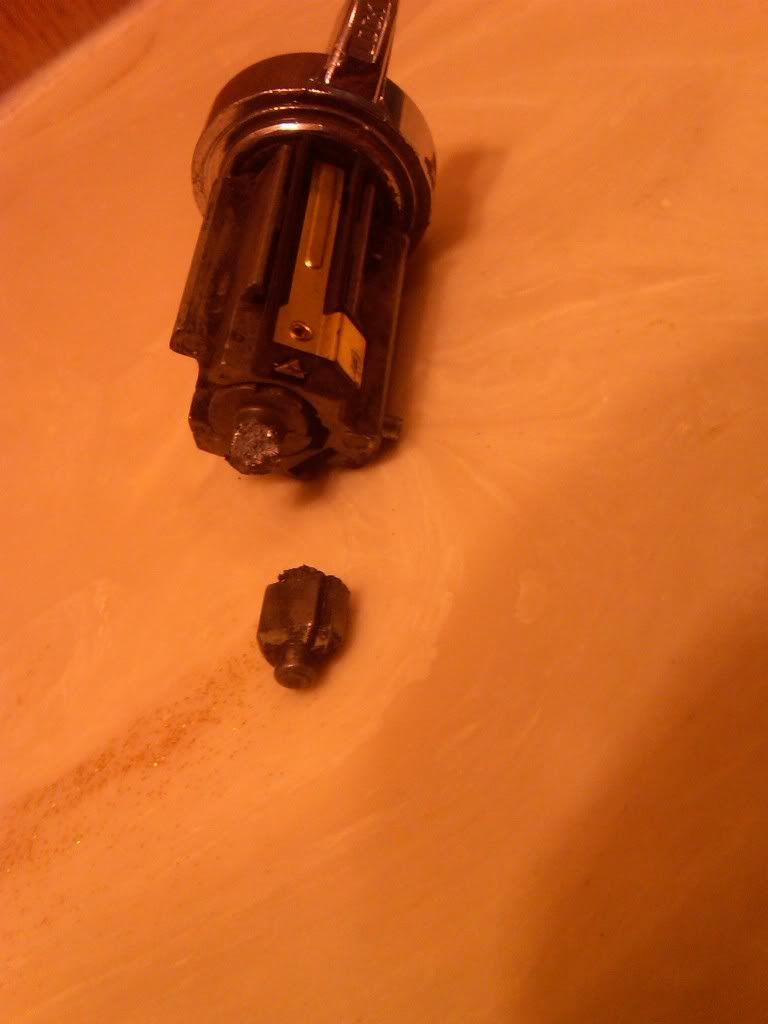 MOTOKU Ignition Lock Cylinder Switch For 1980-1991 Ford F-150 F-250 F-350 E-150 E-250 E-350 Bronco With 2Keys - Foto 2