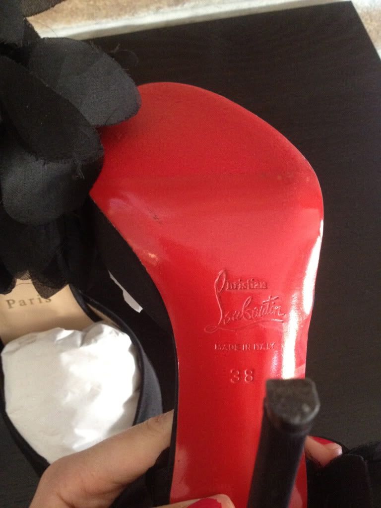 walk on red sole paint