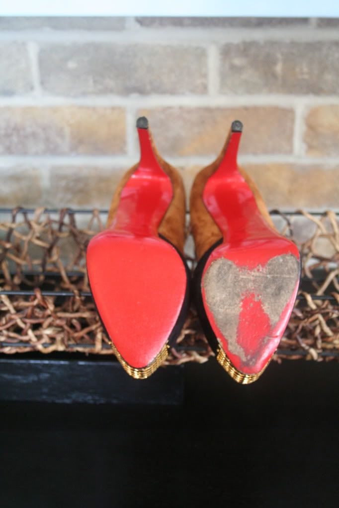 walk on red sole paint