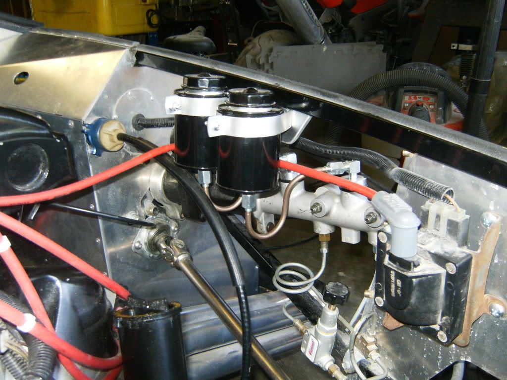 Brake fluid reservoir
